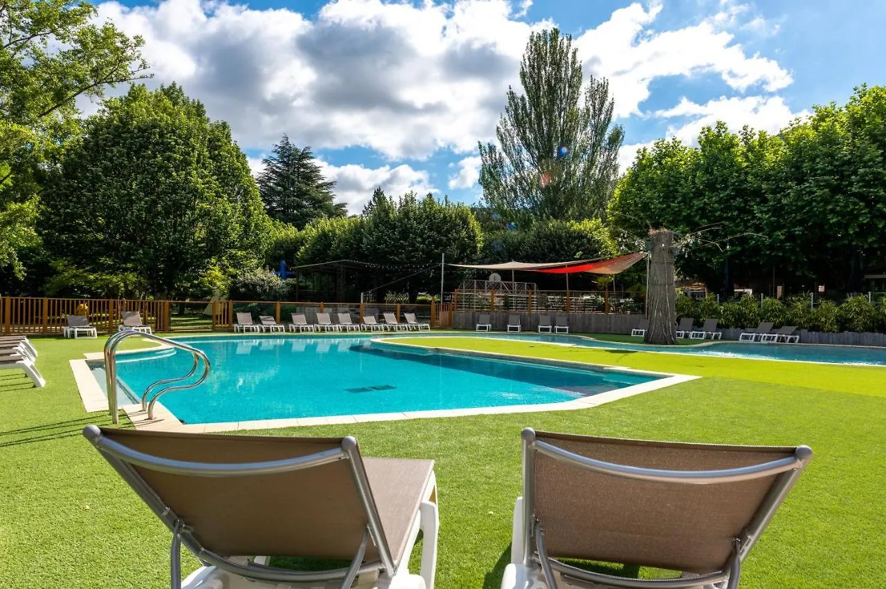 Campsite Camping Maeva Escapades Millau Plage